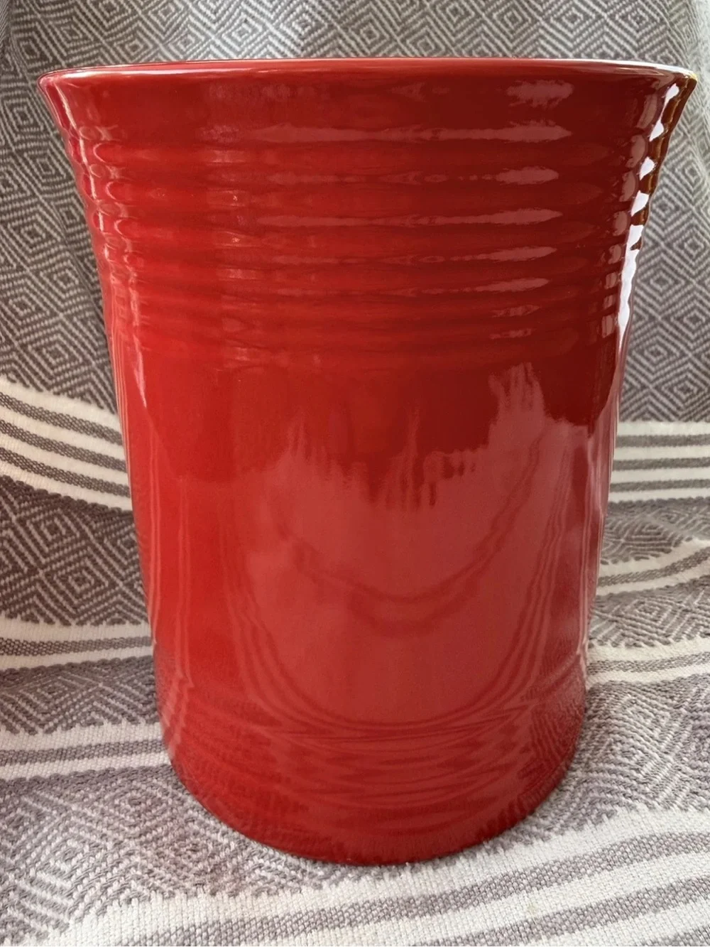 Fiesta Homer Laughlin Medium Red Utensil Holder - USA